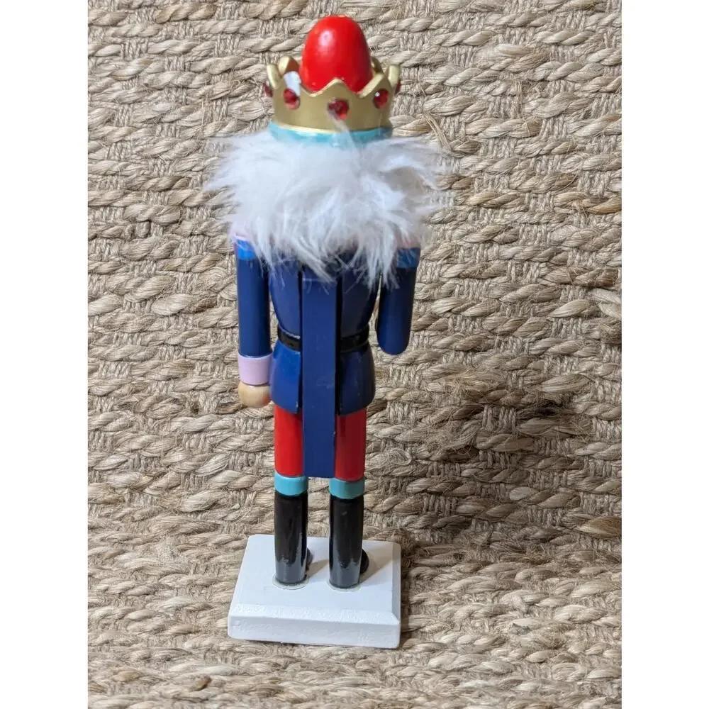 CHRISTMAS NUTCRACKER KING HOLIDAY DECOR 10